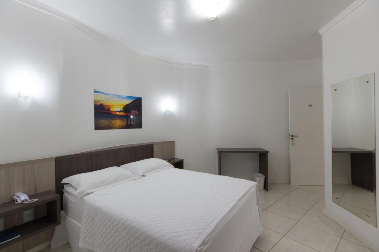 Oásis De Mariscal Inn Bombinhas
